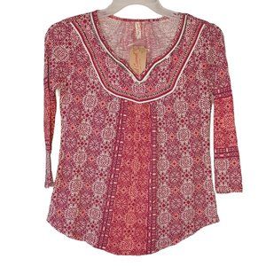 Red Camel Top Size Small NWT